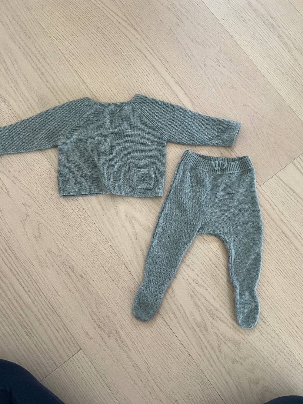 Zara Baby Knit Cardigan + Footed Pants Set 3–6M